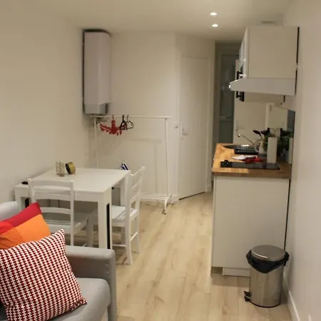 Rempart Du Chateau- Sv81 Studiovincennes Vincennes