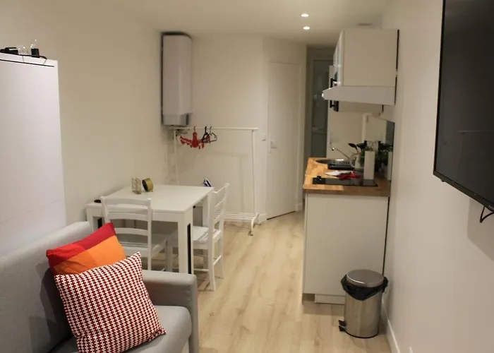 Rempart Du Chateau- Sv81 Studiovincennes Vincennes